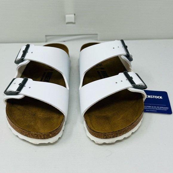 BIRKENSTOCK**White Slides**US 5**$130 - Picture 2 of 6